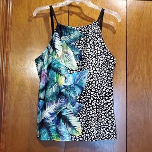 24th & Ocean Blue Green Leaf Print Swim Top